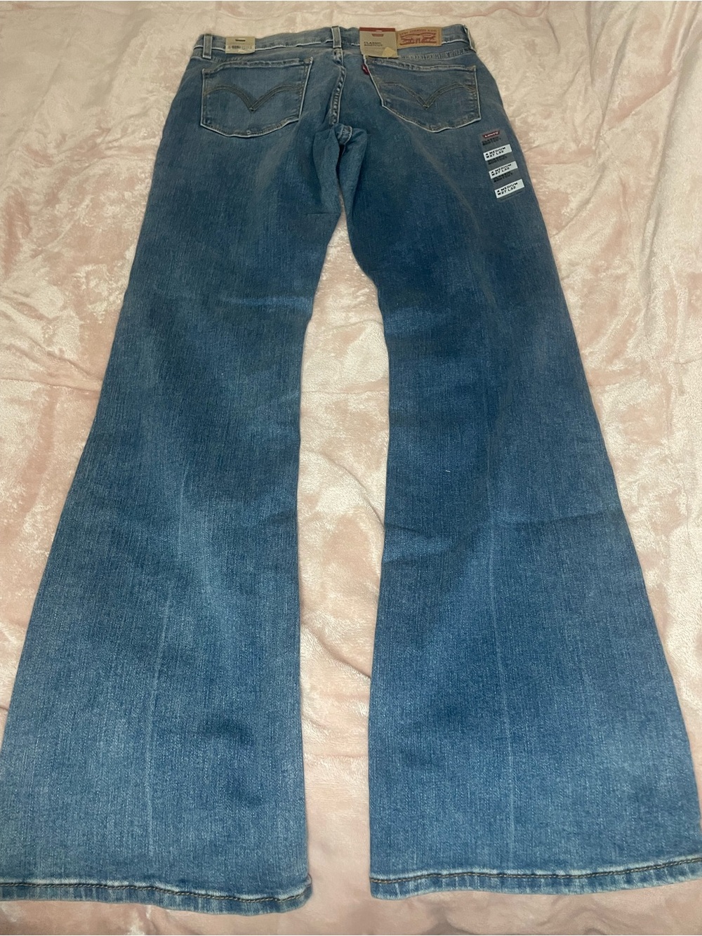 Levi's Women’s Bootcut Jeans - Medium Blue Wash - Picture 3 of 3
